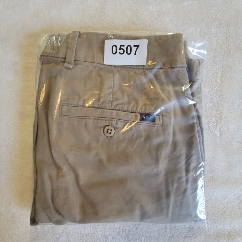 Abercrombie & Fitch Chino Shorts Mens 30 Tan Stretch‎ Twill Flat Front Classic - Picture 9 of 9